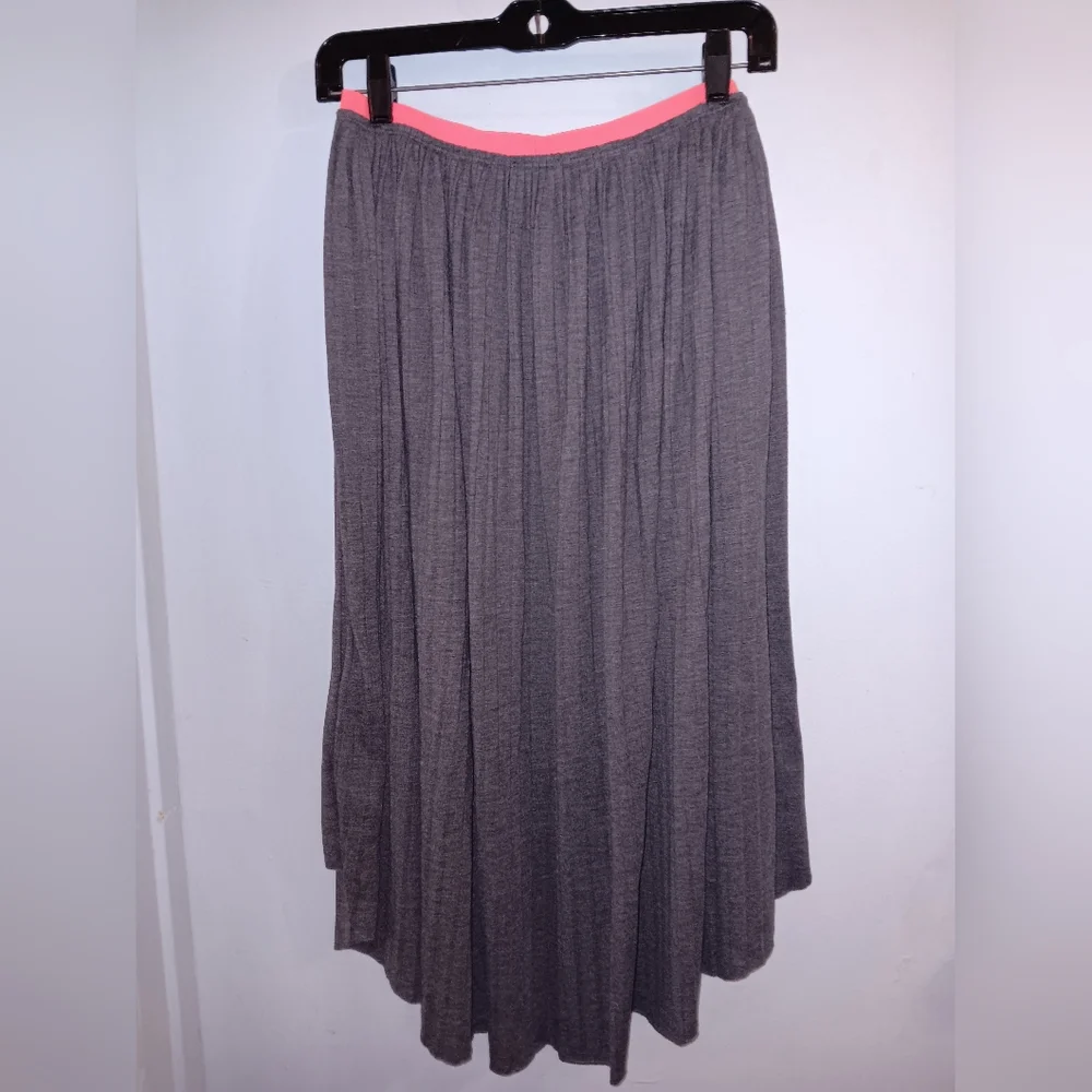American Eagle Outfitters stylish gray